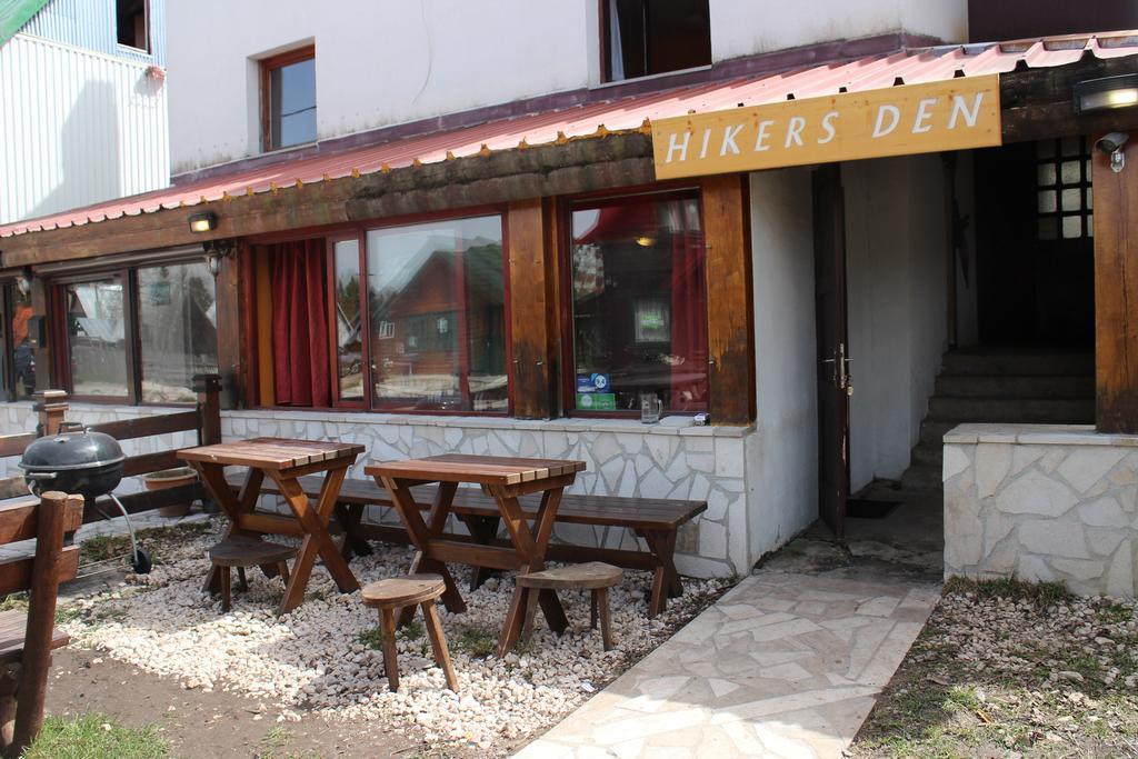 Hostel Hikers Den Zabljak  Exterior photo